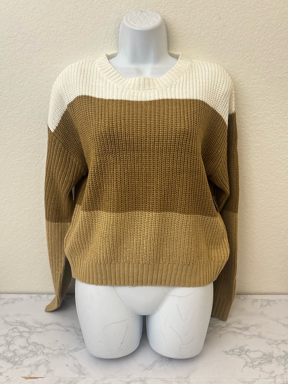 Ardene Pullover Cable Knit Sweater Women’s M Colorblock Brown White NWT